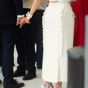 Los Novios Saludando A Los Invitados De Boda En El Pazo